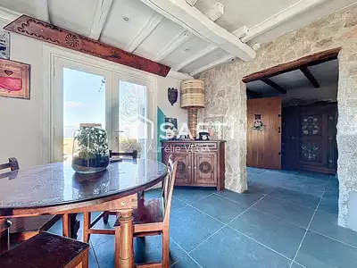 Maison, 268 m²