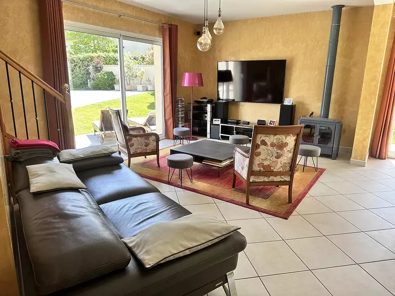 Maison, 200 m²