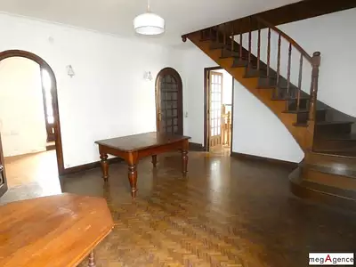 Maison, 246 m²