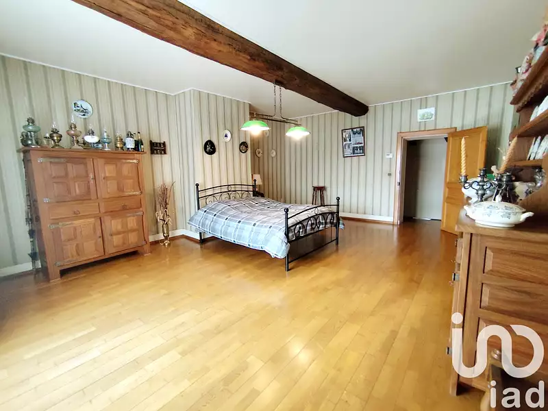 Maison, 284 m²
