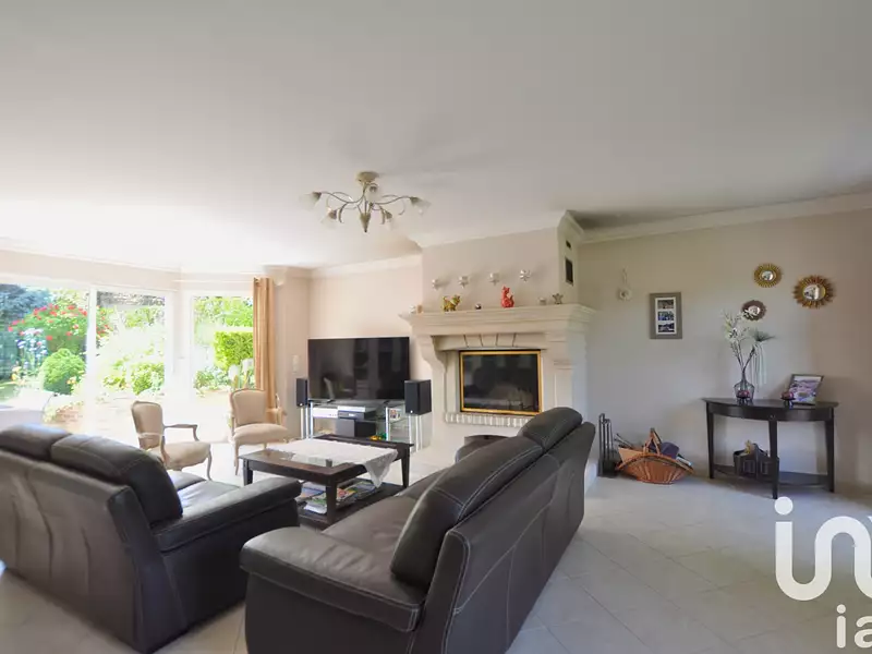 Maison, 180 m²