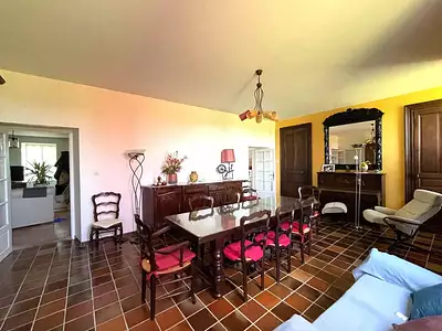 Maison, 270 m²
