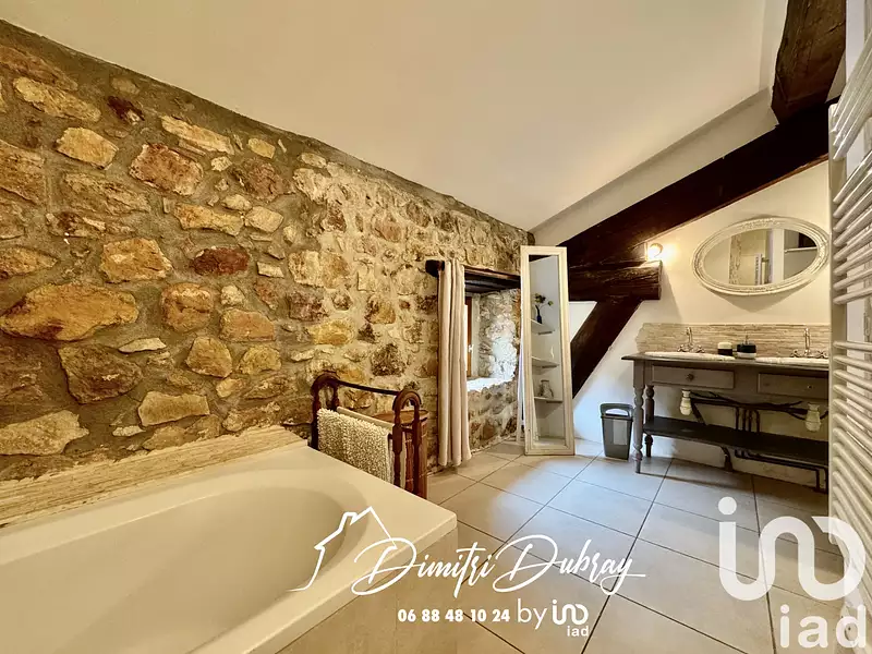 Maison, 198 m²