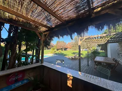 Maison, 281 m²