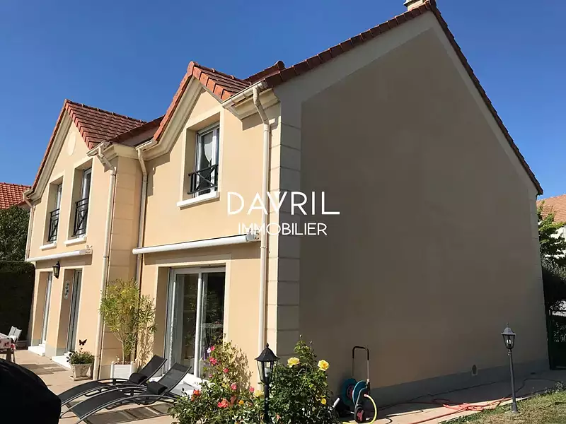 Maison, 165,12 m²