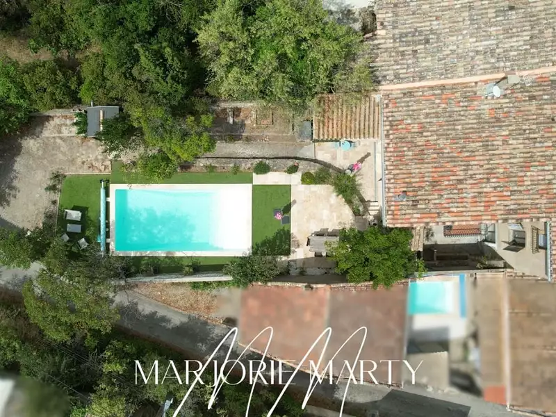Maison, 269 m²