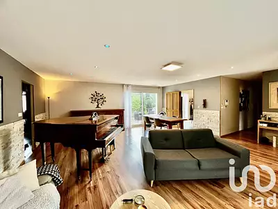 Maison, 153 m²