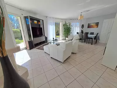 Maison, 115 m²