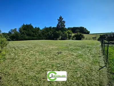 Terrain, 1 100 m²