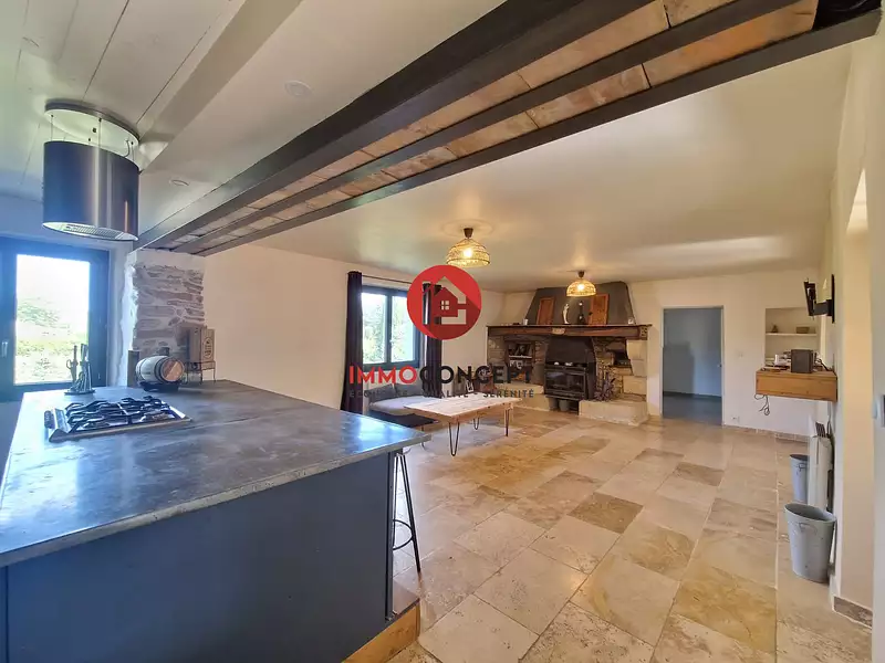 Maison, 180 m²
