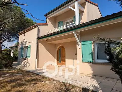 Maison, 164 m²