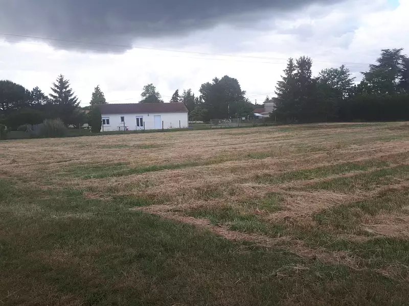 Terrain, 621 m²