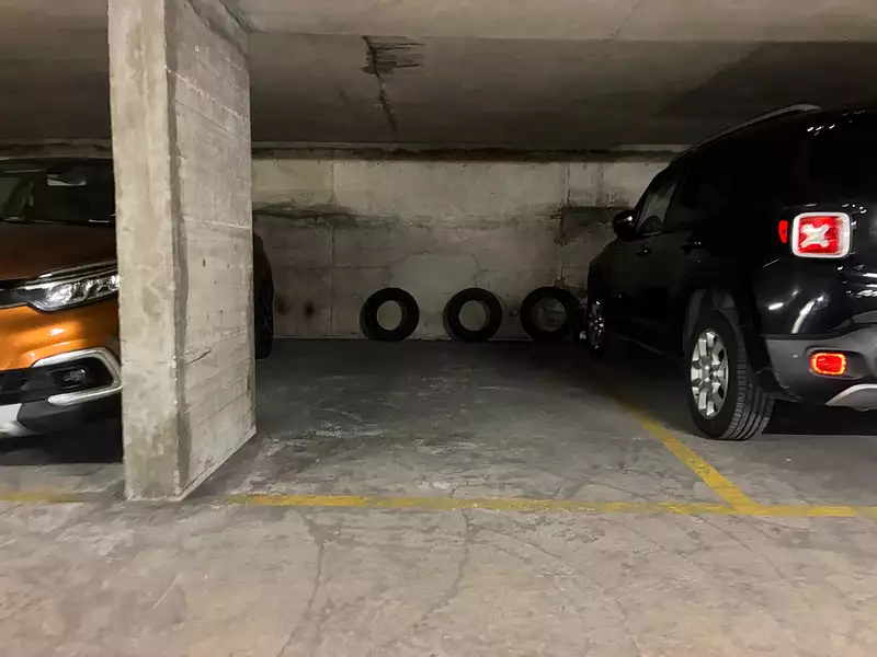 Parking, 11 m²