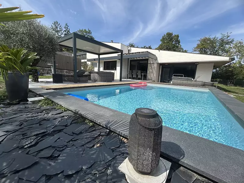 Maison, 190 m²