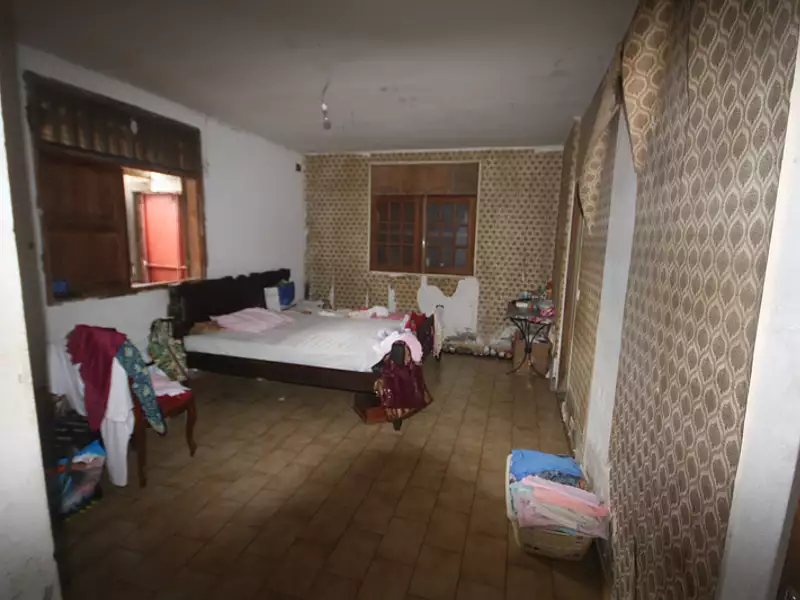 Maison, 230 m²