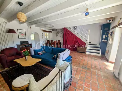 Maison, 220 m²