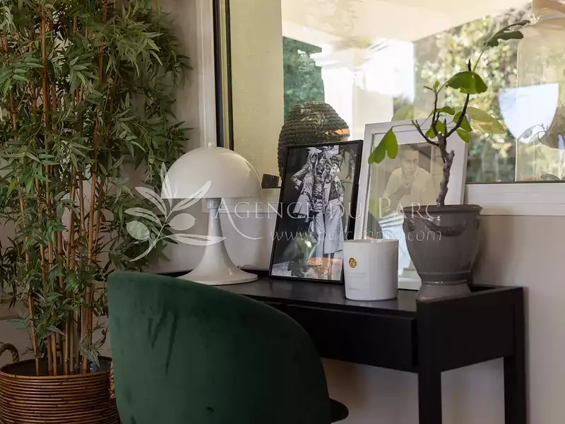 Maison, 250 m²