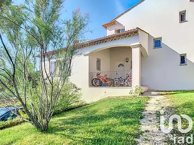Maison, 220 m²