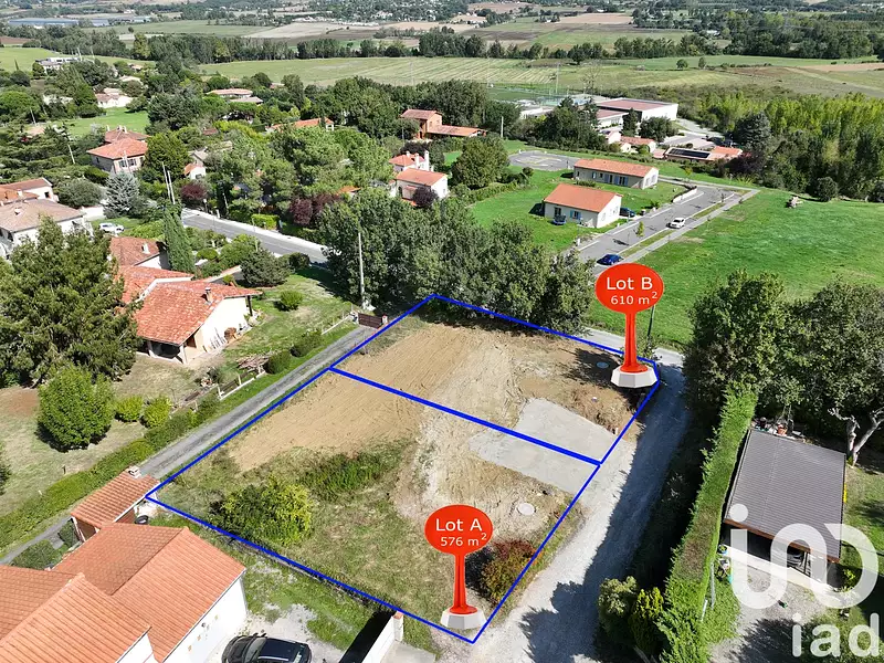 Terrain, 576 m²