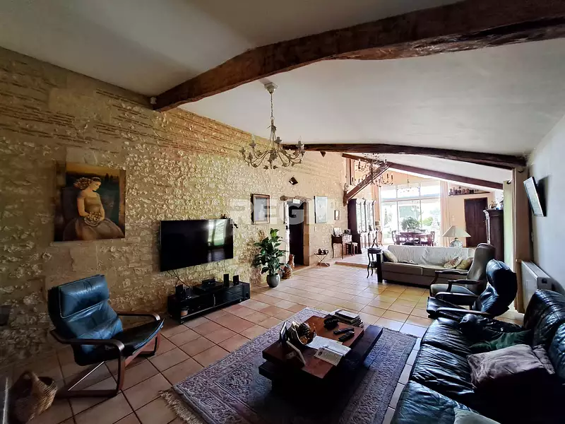 Maison, 264 m²